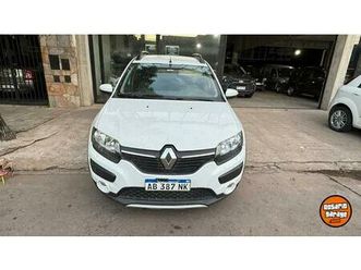 renault sandero stepway ii 1.6 privilige 2017. vendo, permuto y financio. el vehiculo se encuentra en perfecto estado, super completa, contiene pantalla, sensor