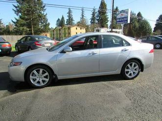 2005 acura tsx (2 owner) with 22 service records only 111k miles