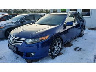 honda accord tourer 2.0 executive legmagasabb felszereltség. digitális szervizkönyv