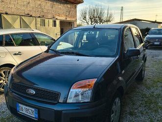 ford fusion 1.4 benzina