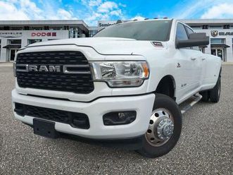 used 2022 ram 3500 lone star crew cab 4x4 8' box