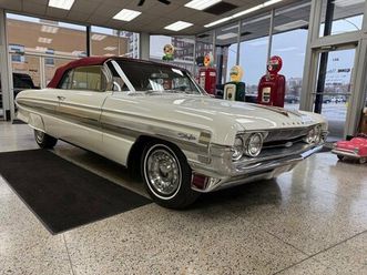 1961 oldsmobile starfire