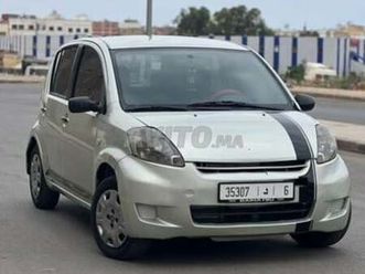 daihatsu sirion 2009