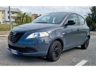 lancia ypsilon 1.2 69 cv 5 porte gpl ecochic elefa