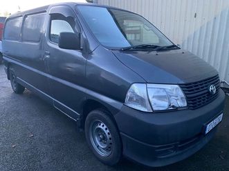 toyota hiace lwb 2.5l d-4d