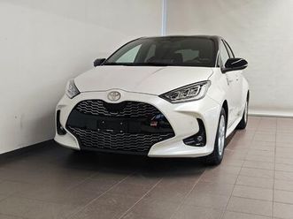 toyota yaris 1.5 vvt-i hsd gr sport: réserver un essai sur route !