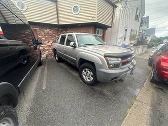 2005 chevy avalanche 1500