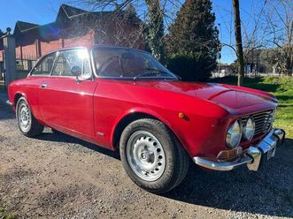 alfa romeo gt 2000 veloce