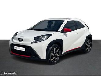 toyota aygo x 1.0 play