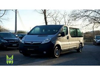 opel vivaro 29 2.0 cdti 120cv pl-tn combi 9 posti