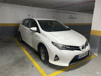toyota auris 120d active