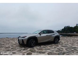 lexus ux 250h sport (ecrã 12.3)