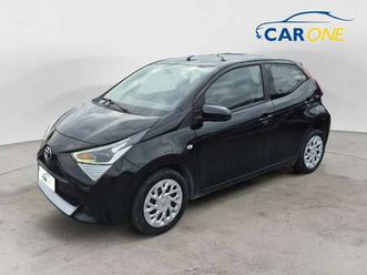 aygo connect 1.0 vvt-i 72cv 5 porte x-business
