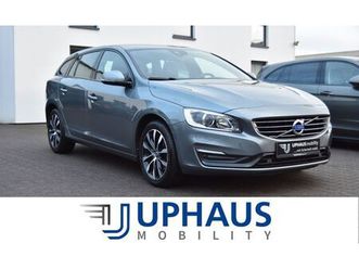 volvo v60 kombi aut/xenon/ahk/leder uvm.