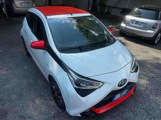 connect cabrio1.0 vvt-i 72 cv 5porte x-wave orange