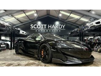 2020 mclaren 600lt noir automatique, 7+ vitesses conduite...