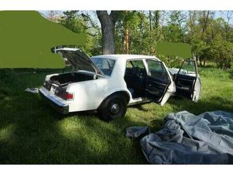 1982 dodge diplomat w/police package