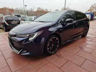 toyota corolla touring sports 180h gr-sport