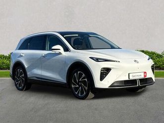 77kwh trophy long range auto 5dr