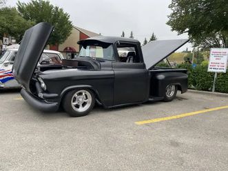 1957 gmc stepside restomod