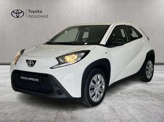 aygo x 1.0 active 72cv