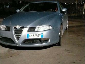 alfa romeo gt 1.9 gtd 150cv anno 2004