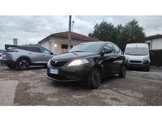 ypsilon 1.2 69 cv 5 porte gold