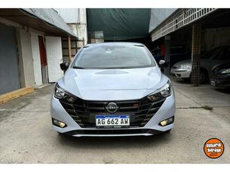 versa sr con poco uso