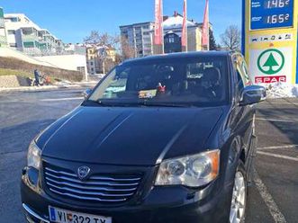 lancia voyager 2.8 gold