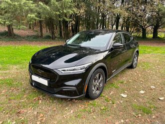 ford mustang mach-e standard agosto/21