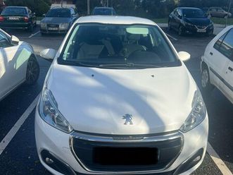 peugeot 208 1,6 blue hdi maio/16