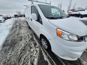 2017 nissan nv200 sv