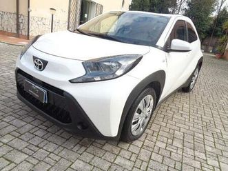 toyota aygo x 1.0 vvt-i 72 cv 5 porte active s-cvt