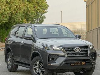 toyota fortuner 2.7 l | v4 | petrol | auto ac | export only
