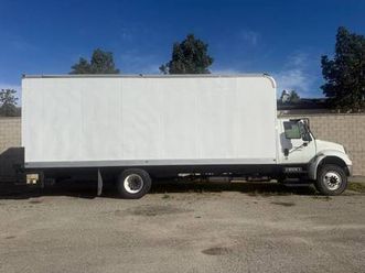 2016 international durastar 4300 box truck