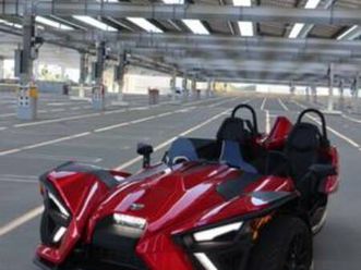 2023 polaris slingshot slr, autodrive + paddle shift, warranty to 2029, 11 miles