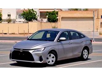 toyota yaris 1.5l e 720-monthly l gcc l camera, gps l accident free