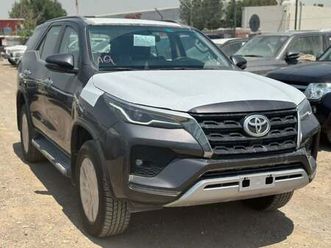 toyota fortuner 2.8l diesel v4 | 0 km | 2023 | automatic | brand new | 03 years warranty
