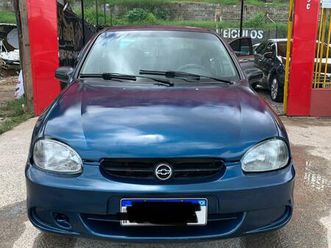 chevrolet corsa 1.0l sedan