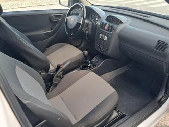 opel corsa van agosto/06
