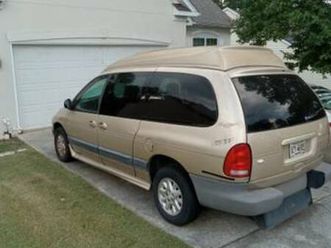2000 plymouth grand voyager wheelchair van,