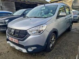 ② dacia lodgy stepway lodgy 1.5 blue dci * blth * nav *206 x 6 — dacia — 2ememain