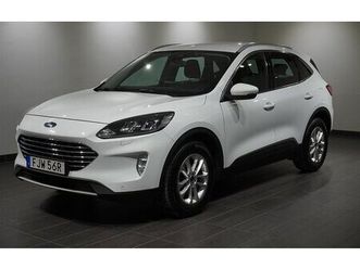 ford kuga 1.5t titanium vinterpaket b-kamera