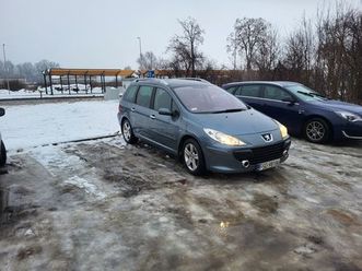 peugeot 307 kombi 7 osob bez rdzy climatronic 1.6 hdi 90 km drezdenko • olx.pl