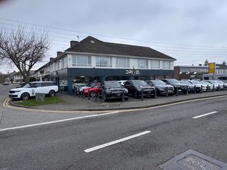 land rover discovery sport 2023 1.5 p300 edition