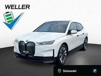 bmw ix xdrive40 pano licoprof hud rfk led