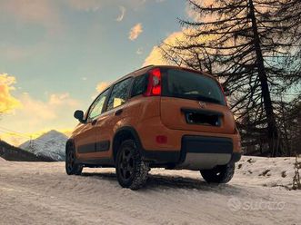 panda 4x4 wild, benzina-gpl, 5 posti, sedili risc.