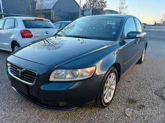 volvo s40 ii 2003 2.0d summum
