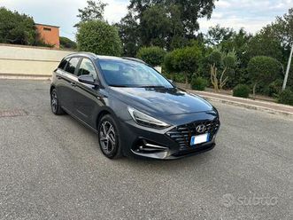 hyundai i30 1.6 crdi 136 cv pari al nuovo garanzia