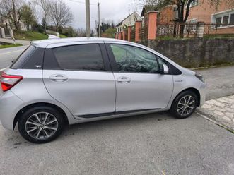 toyota yaris 1,5 hybrid automatik